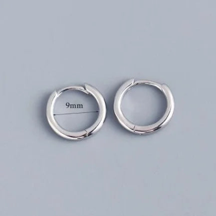 Lot de 2 Petites Créoles en Acier Inoxydable – Boucles d’Oreilles Huggie
