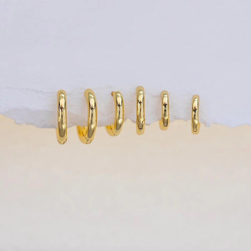 Lot de 2 Petites Créoles en Acier Inoxydable – Boucles d’Oreilles Huggie