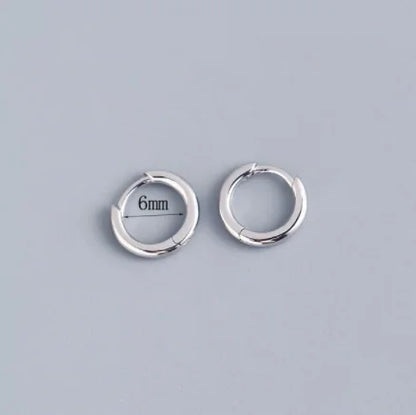 Lot de 2 Petites Créoles en Acier Inoxydable – Boucles d’Oreilles Huggie