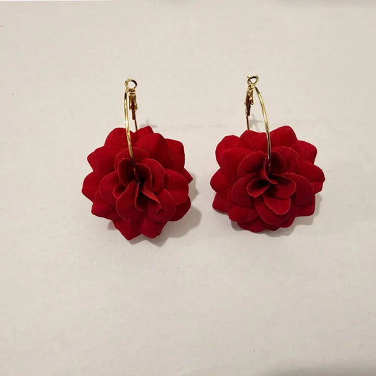 Boucles d’Oreilles Créoles Bohèmes à Grande Fleur – Style Vintage