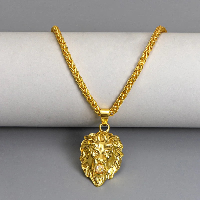 Collier Homme Tête de Lion 3D – Plaqué Or avec Perles en Cristal